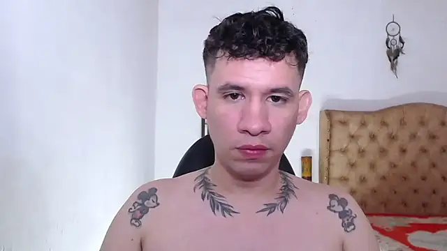 cute eidenx online show from May 21, 2026, 5:32 pm