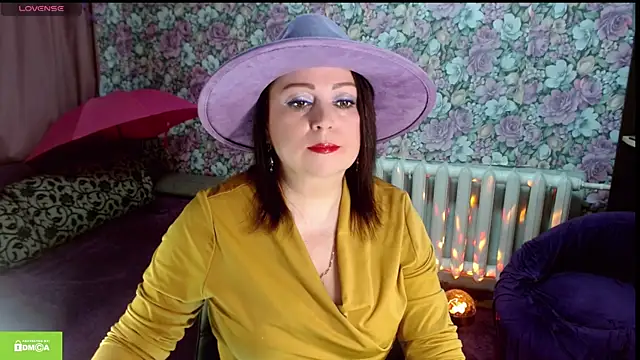 Snapshot of Julia-ru chatting on May 9, 2026, 8:23 pm Julia-ru online show from May 9, 2026, 8:23 pm