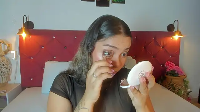 Abril Gomez06 online show from March 6, 2026, 8:15 pm