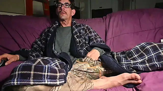 joeiandola online show from March 2, 2025, 4:28 am