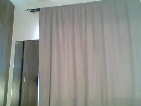 MissLilly1 online show from October 2, 2025, 5:00 am