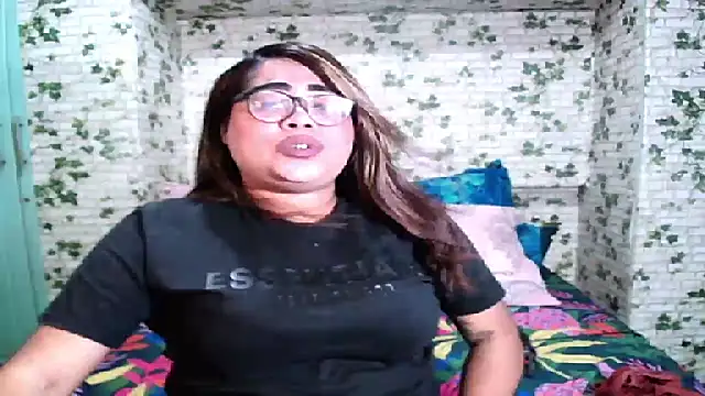 Indian Lola00 online show from June 24, 2026, 5:22 pm