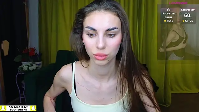 EmmyGreans online show from April 3, 2026, 11:38 am