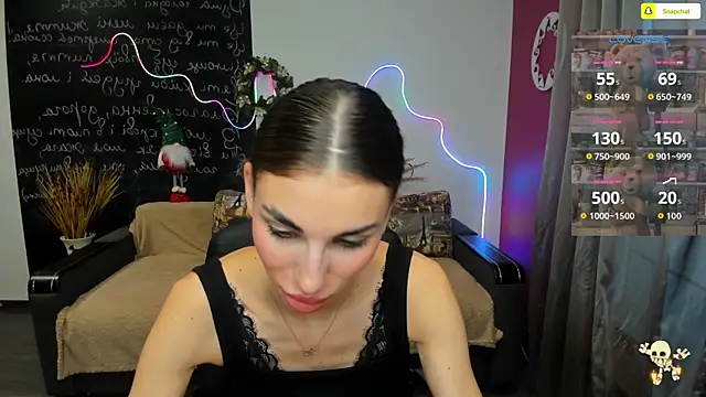 EmmyGreans online show from December 19, 2025, 7:11 am