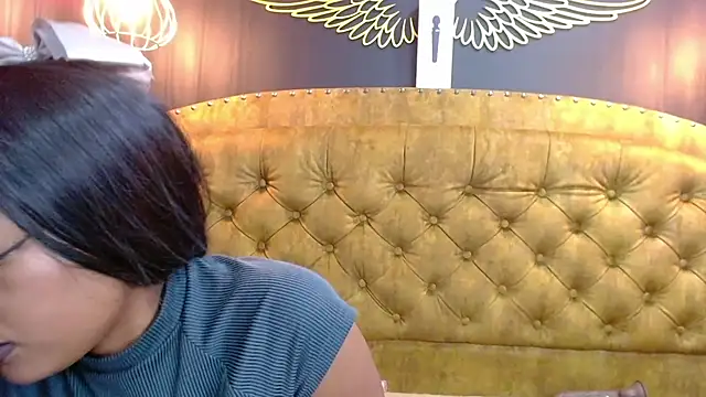 CrystalBrooke3x online show from February 21, 2025, 8:38 pm
