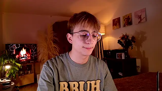 Snapshot of Mr_evan1 chatting on September 26, 2025, 2:35 pm Mr evan1 online show from September 26, 2025, 2:35 pm