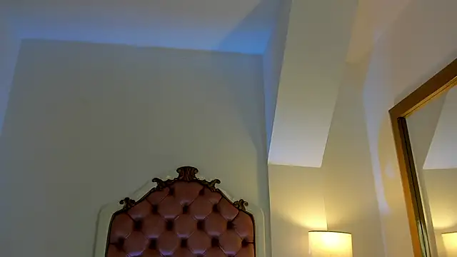 Mara Betancurt online show from September 14, 2025, 2:56 am