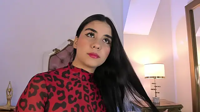 Mara Betancurt online show from September 27, 2025, 3:45 am