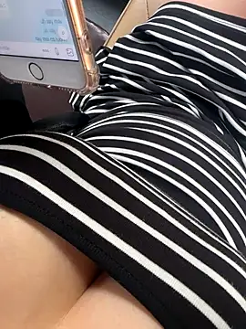 Snapshot of May-Squirt chatting on November 6, 2025, 4:27 am May-Squirt online show from November 6, 2025, 4:27 am