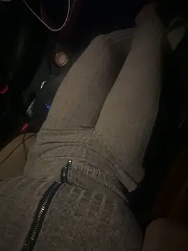 May-Squirt online show from November 23, 2025, 11:31 am