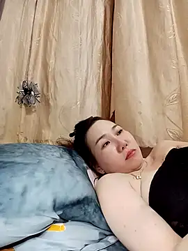Ana love2000 online show from March 4, 2025, 2:21 pm