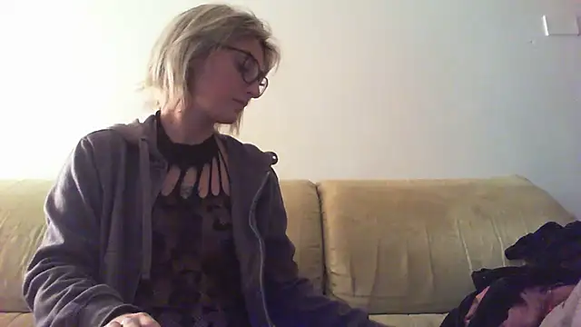 sexy blondie92 online show from January 14, 2025, 10:12 pm