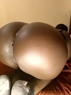 Snapshot of Misskhalifa_ chatting on February 16, 2026, 12:20 am Misskhalifa online show from February 16, 2026, 12:20 am