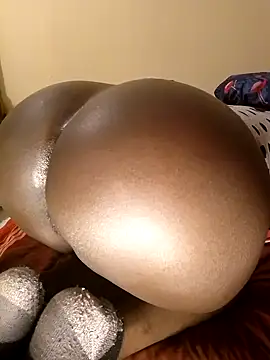 Snapshot of Misskhalifa_ chatting on October 14, 2025, 12:11 am Misskhalifa  online show from October 14, 2025, 12:11 am