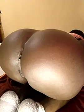 Misskhalifa  online show from March 16, 2026, 10:19 am