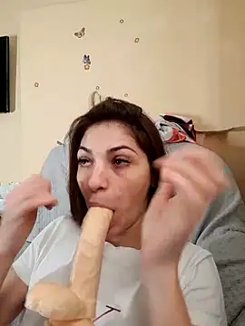 AntoniaHottie online show from March 4, 2025, 1:49 pm