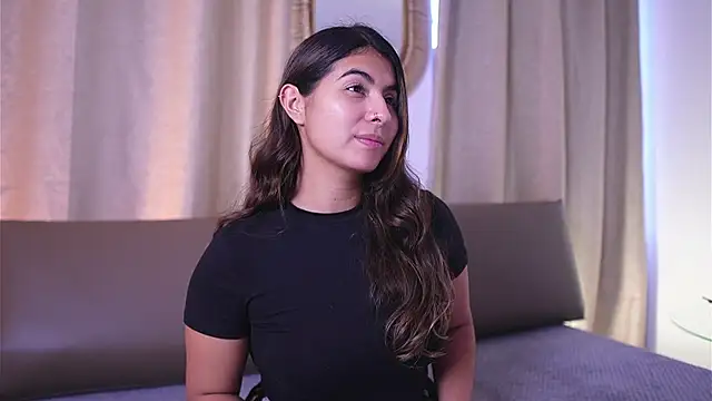 Snapshot of ShelleyMorell chatting on October 14, 2025, 2:17 pm ShelleyMorell online show from October 14, 2025, 2:17 pm