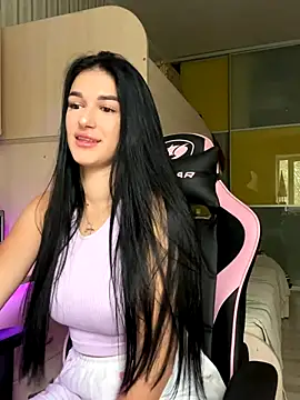 Snapshot of Julietta_a chatting on September 30, 2025, 7:25 am Julietta a online show from September 30, 2025, 7:25 am