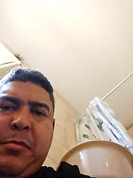 Snapshot of gordito_xx chatting on October 25, 2025, 8:20 pm gordito xx online show from October 25, 2025, 8:20 pm