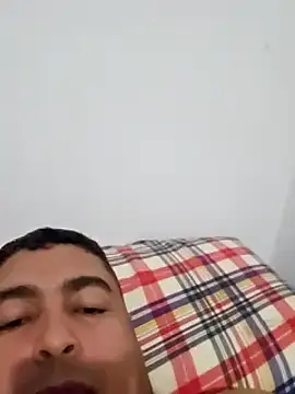 gordito xx online show from February 20, 2025, 11:43 pm