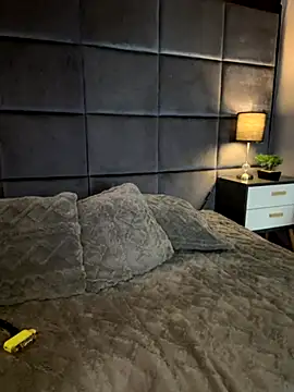 Snapshot of CHERRYY_BOMB_ chatting on November 25, 2025, 12:16 pm CHERRYY BOMB online show from November 25, 2025, 12:16 pm