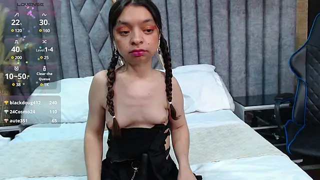 CharlotteMuller online show from January 21, 2025, 2:11 am