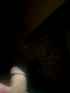 Snapshot of Edosxxl chatting on October 22, 2025, 11:47 pm Edosxxl online show from October 22, 2025, 11:47 pm