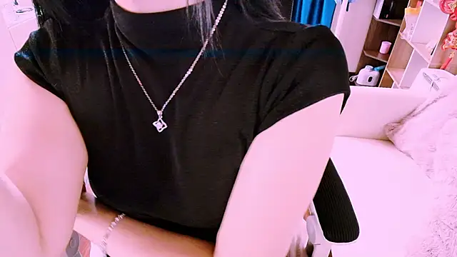 Snapshot of Lee_Mi chatting on February 23, 2026, 3:45 pm Lee Mi online show from February 23, 2026, 3:45 pm