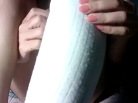 NgocYen2K online show from November 3, 2025, 5:01 am