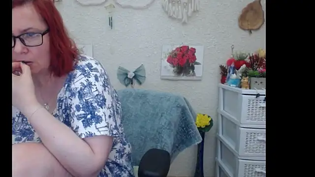 PlayfullMature online show from September 9, 2025, 1:53 pm