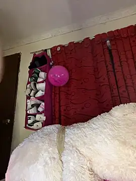  Dulcinea777 online show from October 17, 2025, 3:32 am