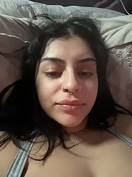 ThickerThanYoBitch online show from June 14, 2026, 10:27 am