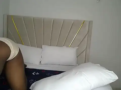 Snapshot of tasha_kimmy chatting on February 4, 2026, 7:14 am tasha kimmy online show from February 4, 2026, 7:14 am