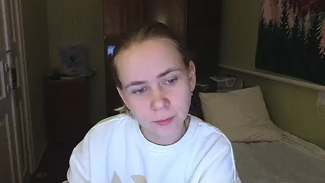 Riley Roo online show from February 7, 2025, 5:40 pm