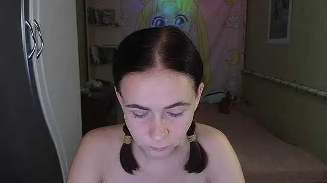 Snapshot of Riley_Roo chatting on October 10, 2025, 10:27 am Riley Roo online show from October 10, 2025, 10:27 am