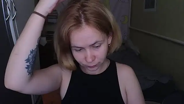 Riley Roo online show from May 19, 2026, 9:49 am