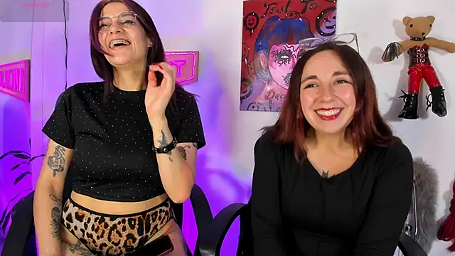 Violet-Queen online show from February 5, 2026, 9:32 pm