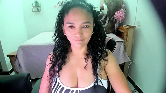 Snapshot of rayza_mature_154 chatting on October 22, 2025, 1:54 pm rayza mature 154 online show from October 22, 2025, 1:54 pm