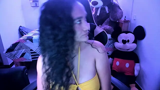 Snapshot of rayza_mature_154 chatting on November 8, 2025, 1:14 pm rayza mature 154 online show from November 8, 2025, 1:14 pm