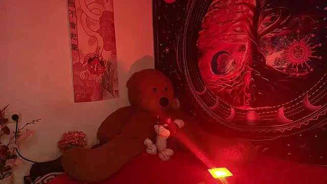 Snapshot of Elena-Rosse chatting on October 6, 2025, 4:46 am Elena-Rosse online show from October 6, 2025, 4:46 am