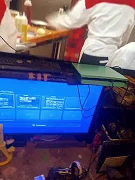 Mune Raez 6 online show from March 16, 2026, 1:15 pm