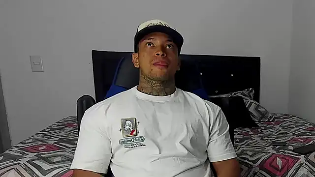 Stiven collins online show from February 2, 2025, 6:36 am