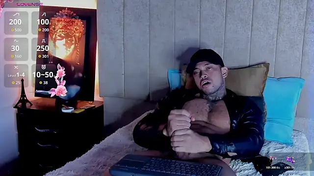 Stiven collins online show from May 15, 2026, 1:47 am
