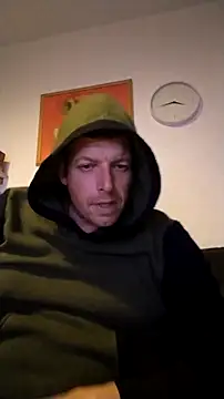 Snapshot of Knuffelstaaf123 chatting on October 21, 2025, 3:55 pm Knuffelstaaf123 online show from October 21, 2025, 3:55 pm