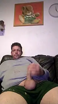 Snapshot of Knuffelstaaf123 chatting on October 23, 2025, 5:11 pm Knuffelstaaf123 online show from October 23, 2025, 5:11 pm