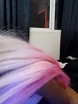 Honey-420- online show from February 22, 2025, 9:12 am