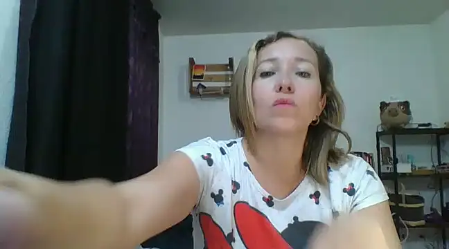 charlott ponce online show from January 21, 2025, 12:36 am