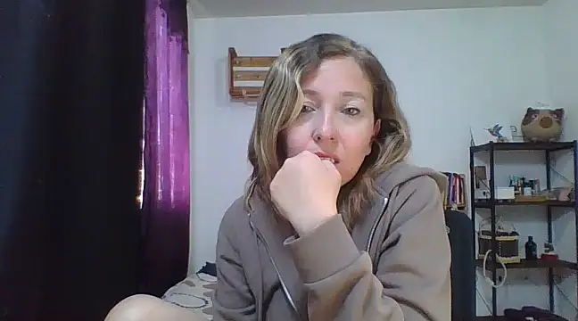 charlott ponce online show from February 7, 2025, 6:24 pm