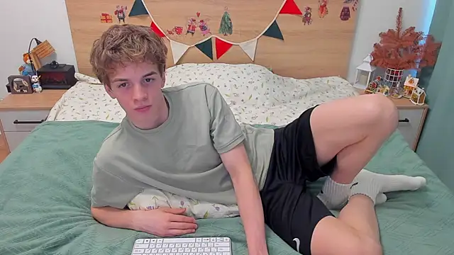 Snapshot of Fandi_777 chatting on January 17, 2026, 9:57 am Fandi 777 online show from January 17, 2026, 9:57 am