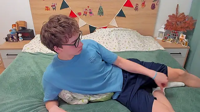 Snapshot of Fandi_777 chatting on February 2, 2026, 6:34 am Fandi 777 online show from February 2, 2026, 6:34 am